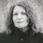 Photo of poet Linda Foster