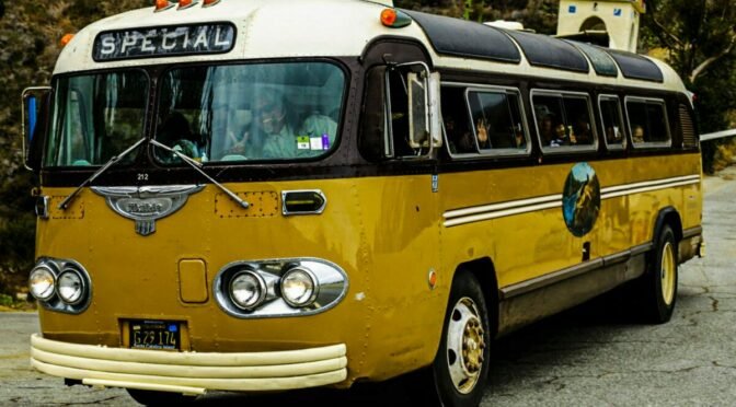 Photo of old yellow bus